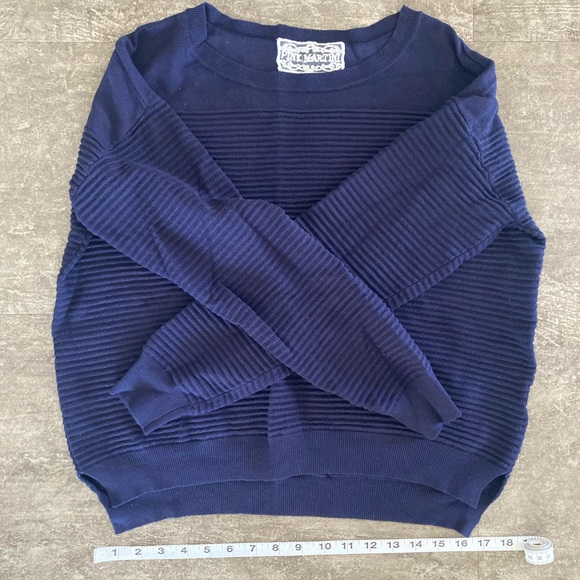 Pink Martini Sweater - Size M - Picture 6 of 8